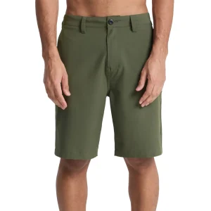 Quiksilver Union Amphibian 20" Short Grape Leaf
