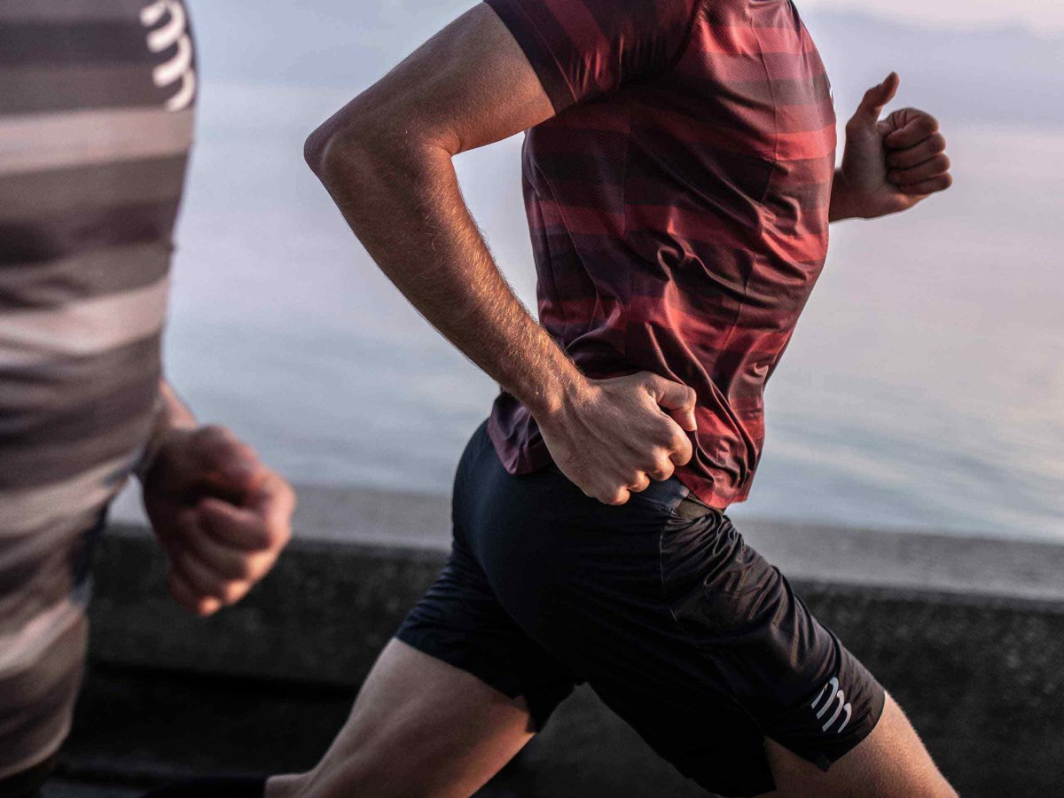 COMPRESSPORT TRAIL RACING SHORT BLACK - Image 4