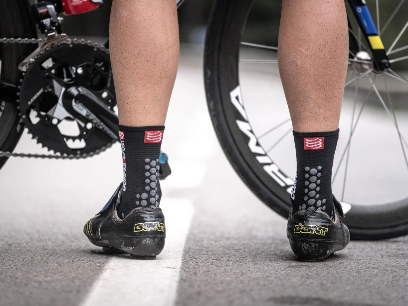 COMPRESSPORT RACING SOCKS V3.0 BIKE BLACK - Image 3